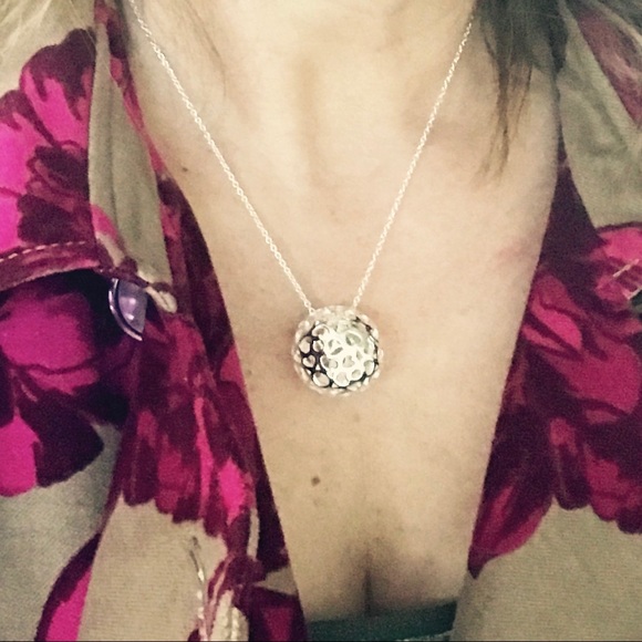 Jewelry - NWOT Silver Scroll Cut Out Globe Ball Necklace